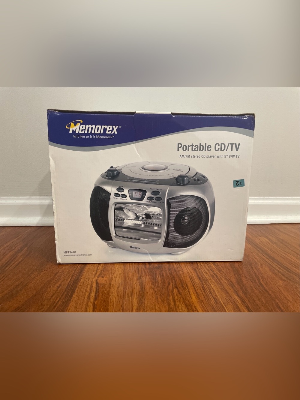 NEW Memorex Black & White TV AM/FM Stereo Radio CD Player Boombox MPT3470  RARE